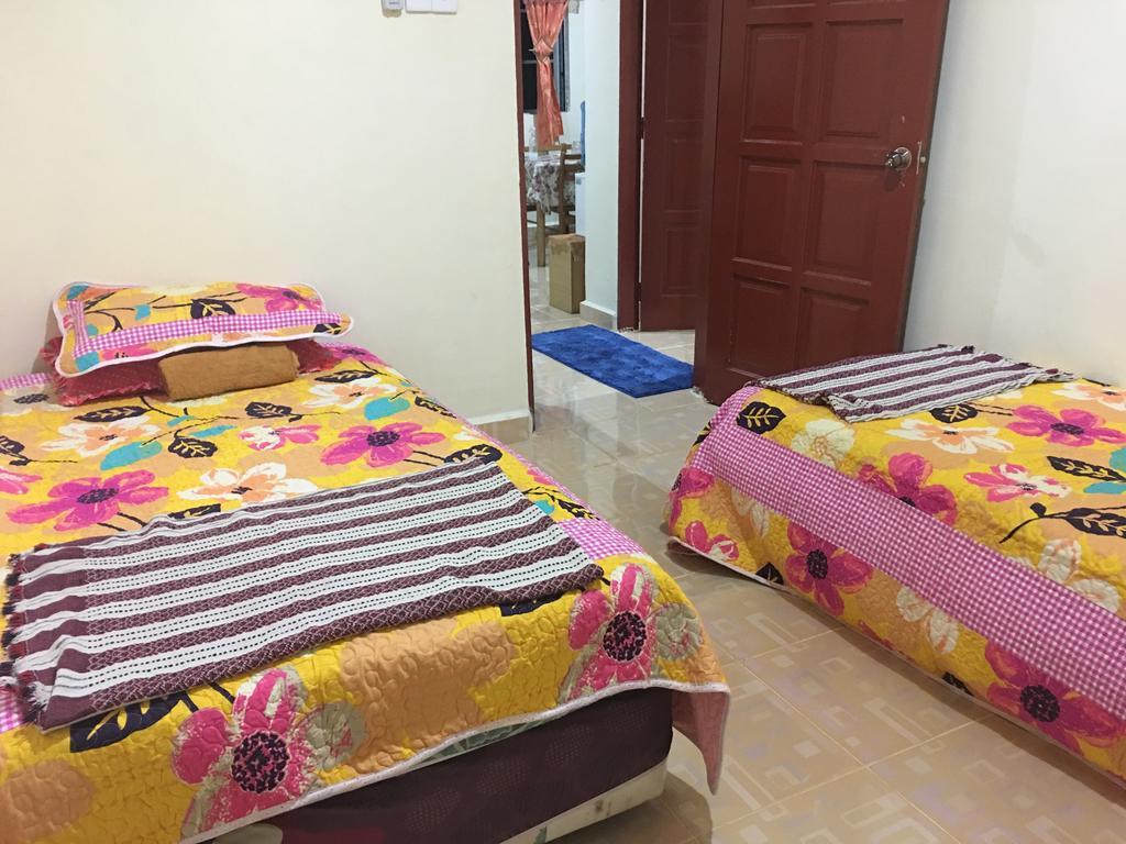Homestay D Sofia Kuala Terengganu Zewnętrze zdjęcie
